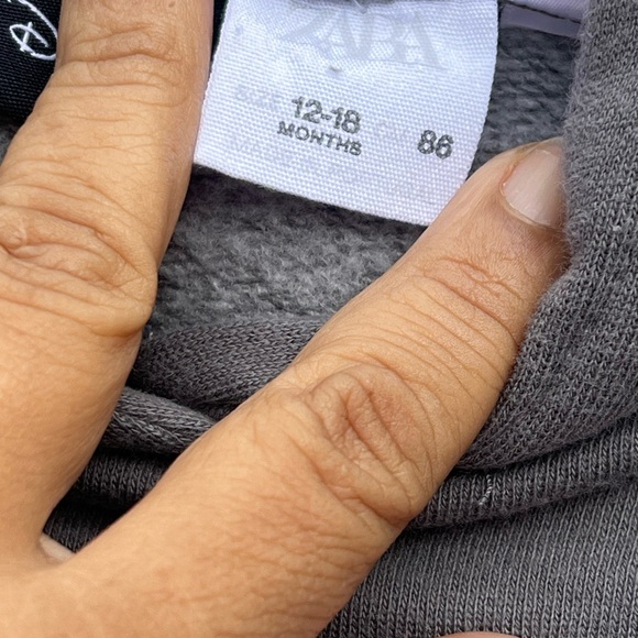 Zara Disney Minnie Mouse Sweater Dress - Picture 2 of 5